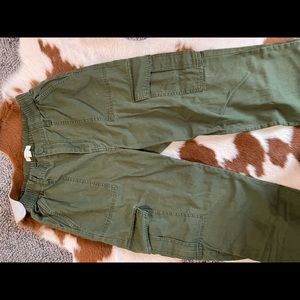 Green cargo pants